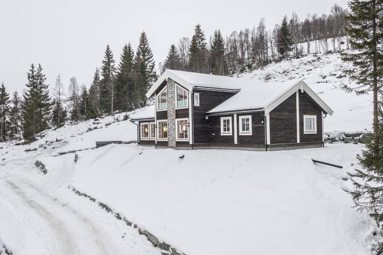 Rolfhytta - Fosskamben 19 Villa Sogndal Exterior foto