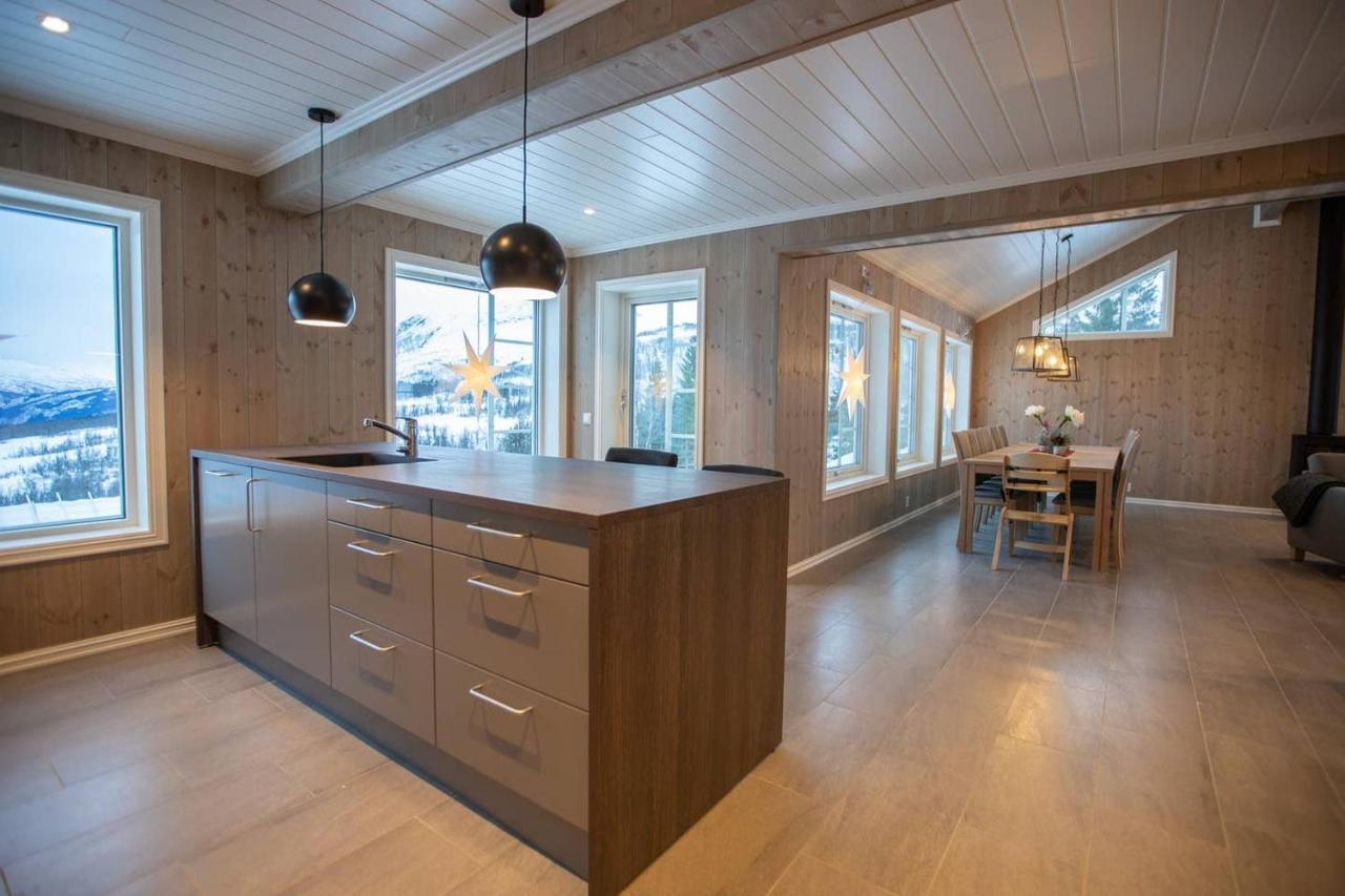 Rolfhytta - Fosskamben 19 Villa Sogndal Exterior foto
