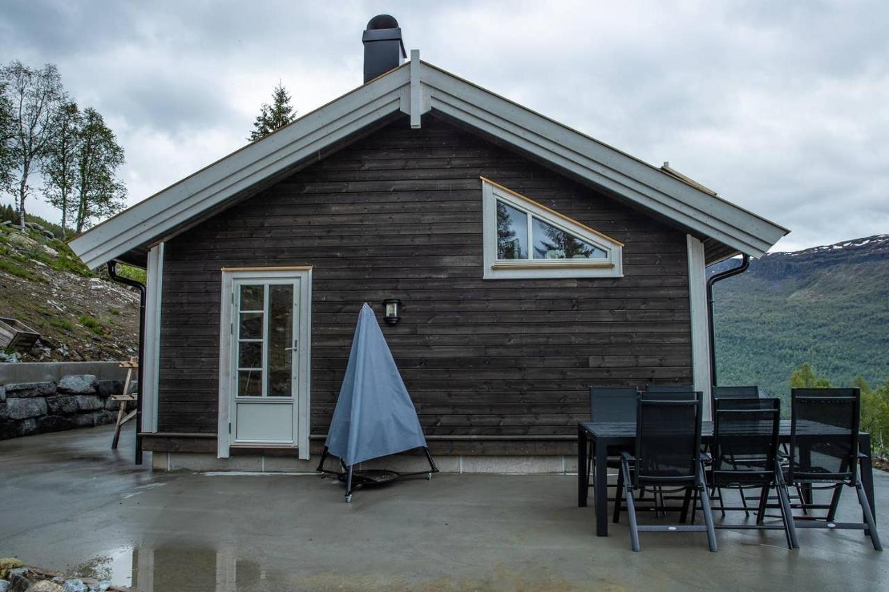 Rolfhytta - Fosskamben 19 Villa Sogndal Exterior foto